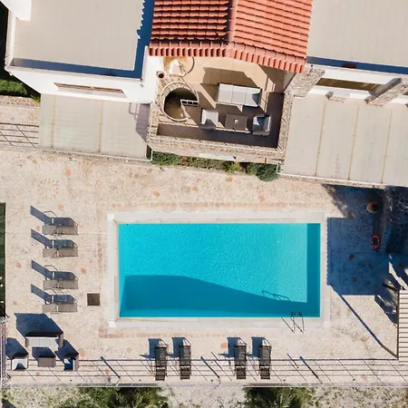 Villa Zefis